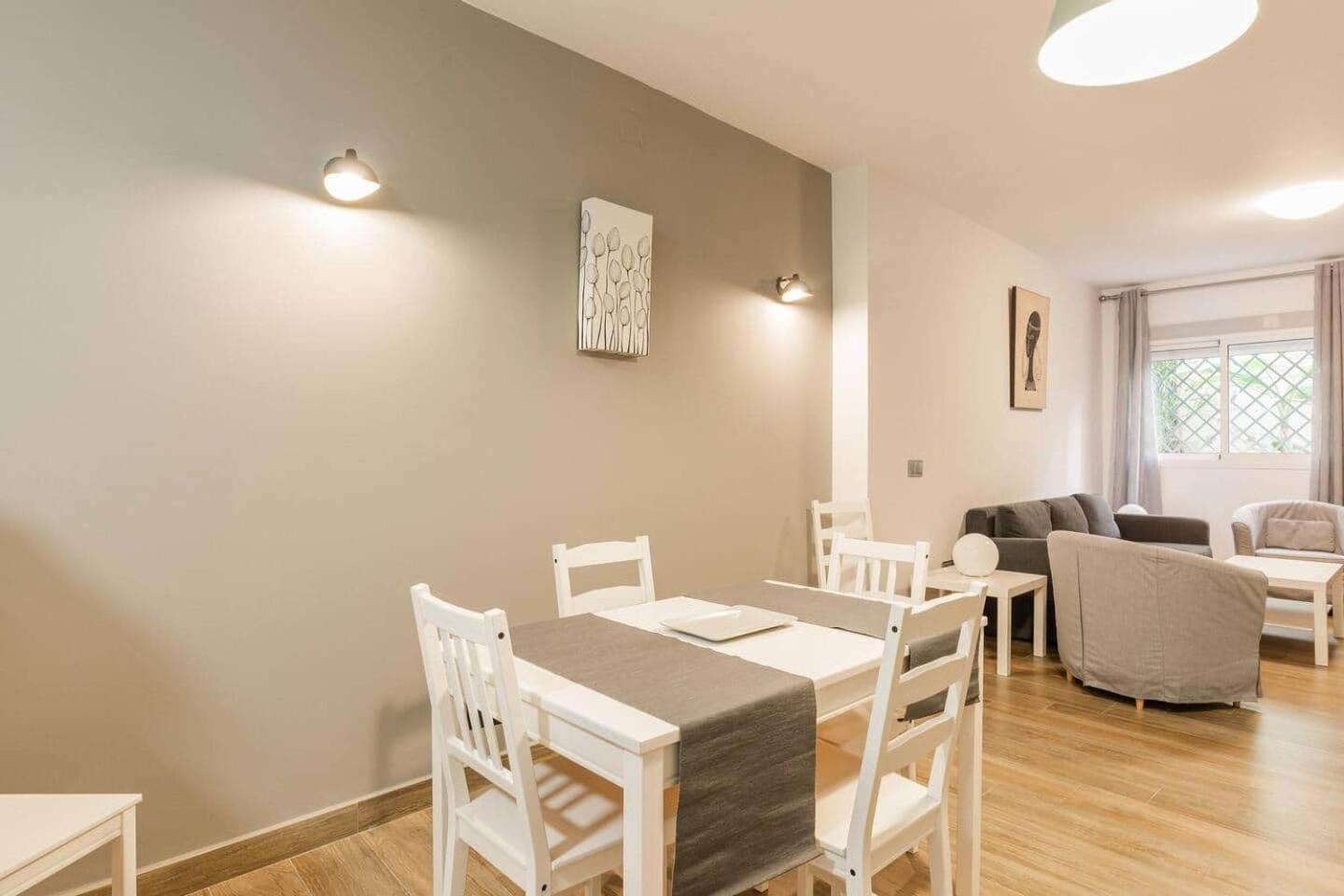 La Pimentera Central Apartments - Con Patio Privado Марбеля Екстериор снимка