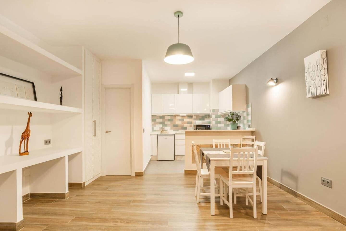 La Pimentera Central Apartments - Con Patio Privado Марбеля Екстериор снимка