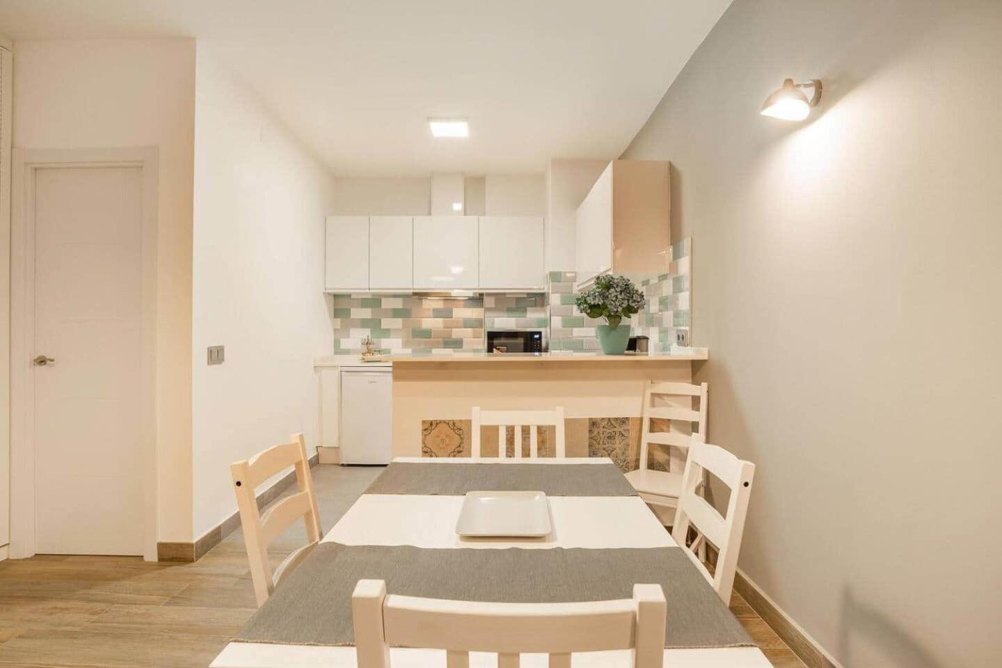 La Pimentera Central Apartments - Con Patio Privado Марбеля Екстериор снимка